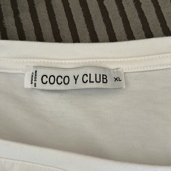 COCO Y CLUB short sleeve t shirt with sequins size extra large - Picture 8 of 9
